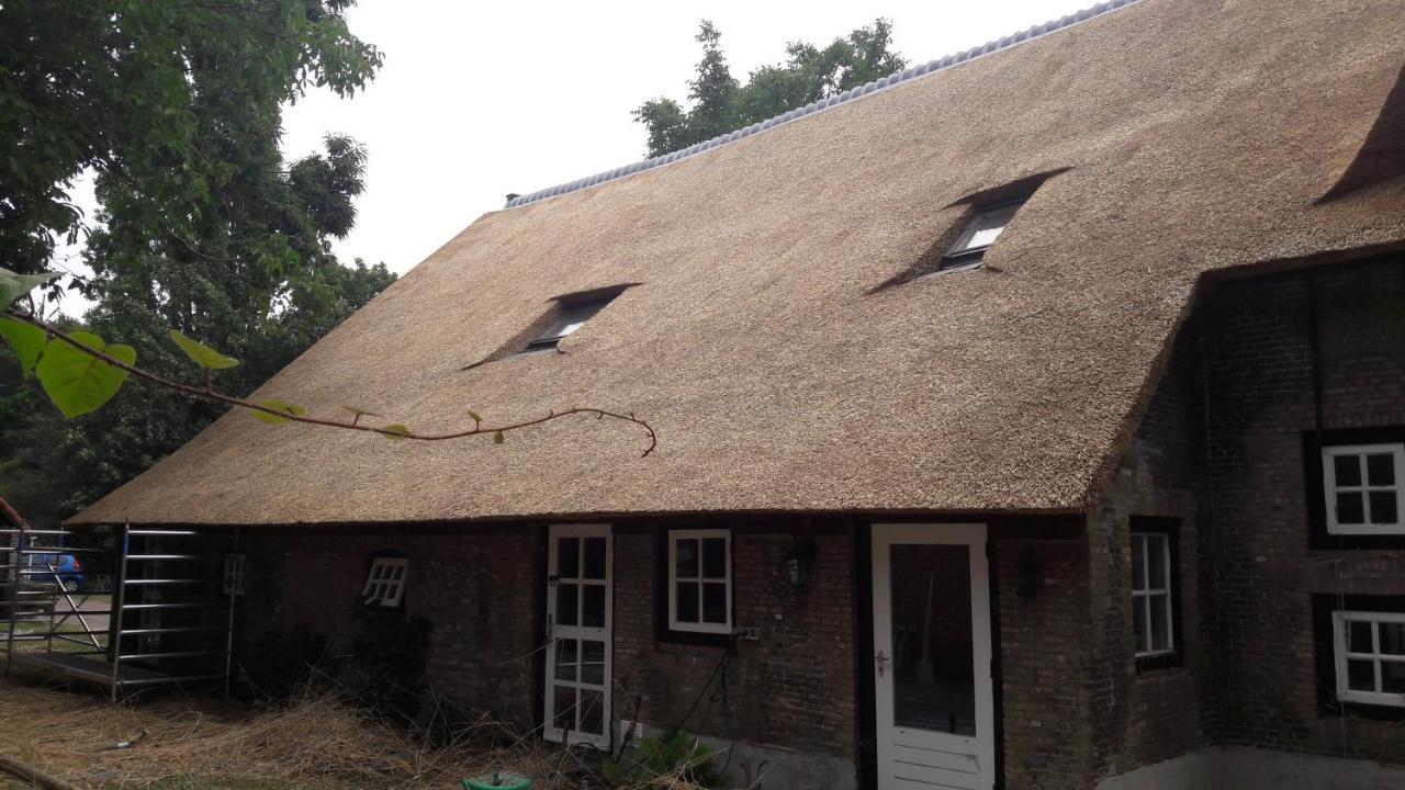 B&B Charming Farmhouse Prinsenbeek Exterior photo